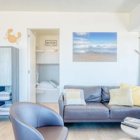 Apartament Breathtaking Sea View De Haan
