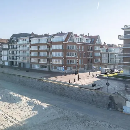Apartament Breathtaking Sea View De Haan